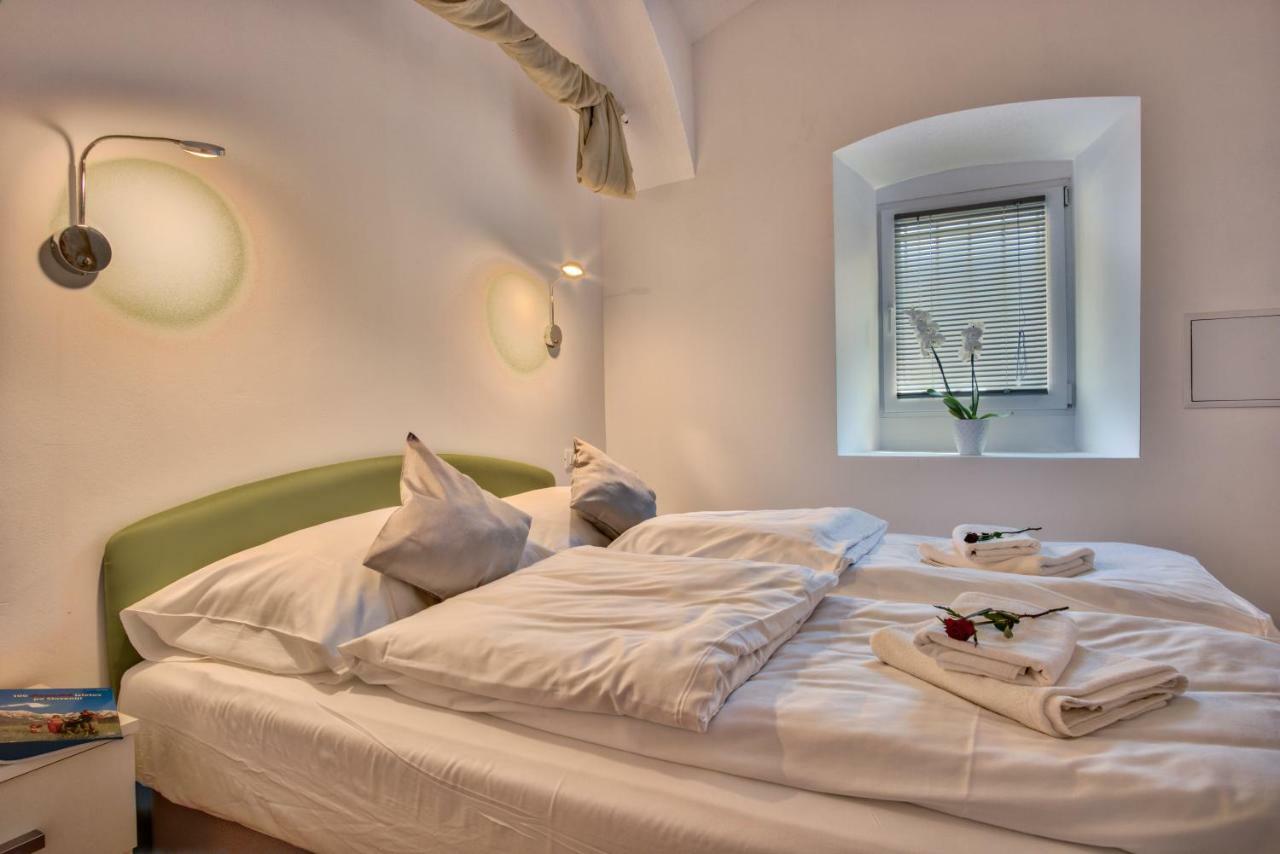 Pod Velbi Apartamento