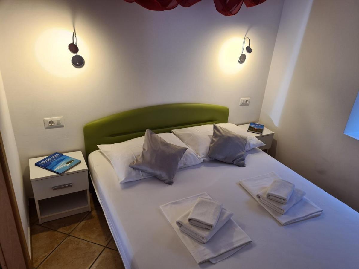 Apartma Pod Velbi